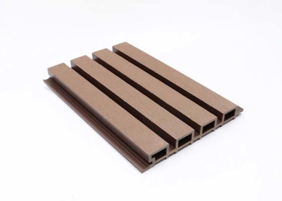 Wood Plastic Composite 26mm Zewnętrzny panel ścienny WPC Zewnętrzna okładzina ścienna WPC