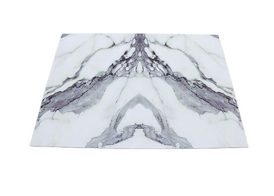 Arkusz marmuru PCV o wysokim połysku do dekoracji ścian