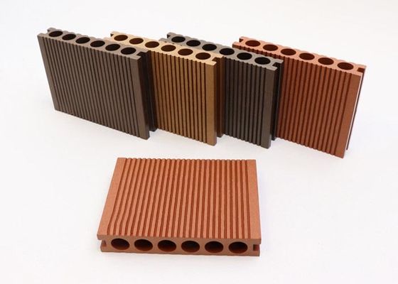 140x25mm Co Extrusion WPC Decking Podłogi kompozytowe z drewna z recyklingu z tworzywa sztucznego