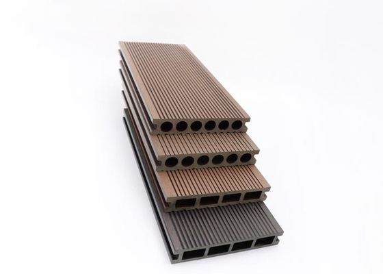 140x25mm Co Extrusion WPC Decking Podłogi kompozytowe z drewna z recyklingu z tworzywa sztucznego