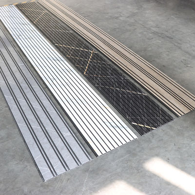 Dekoracyjny płytek ścienny PVC do ścian Komercyjny płytek ścienny PVC do ścian wewnętrznych Materiał ścienny wytrzymały łatwy i czysty