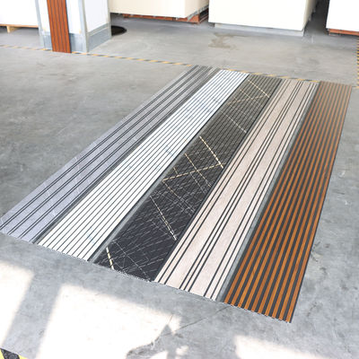 Nowoczesne dekoracje domowe PVC Panel sufitowy jako tabliczka ścienna 3D tekstura PVC Panel ścienny do salonu