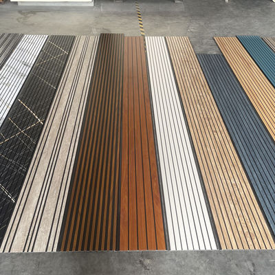 Panel sufitowy PVC z wytłoczeniami 3D do dekoracji ścian, nowoczesny panel ścienny, teksturowana powierzchnia, pokrycie ścienne PVC, łatwe do czyszczenia