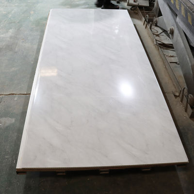 Płyty prysznicowe Pvc z teksturą bezpieczeństwa przeciwpoślizgową do projektowania łazienki rodzinnej