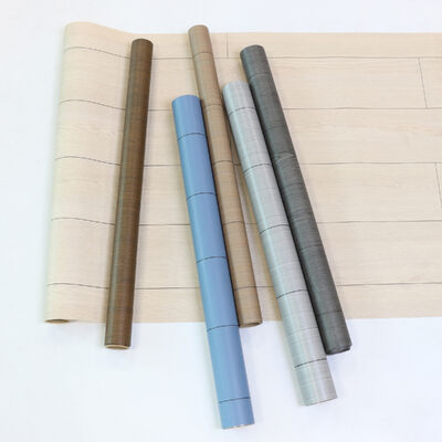 Przystosowane do budżetu, zdejmowalne, laminowane płytki podłogowe, naklejki do czasowego pokrycia lub remontu mieszkania