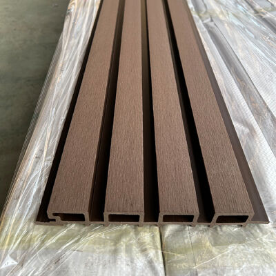 Wysokiej jakości zewnętrzny panel ścienny WPC zewnętrzny wodoszczelny kompozyt z drewna i tworzyw sztucznych do dekoracji budynków