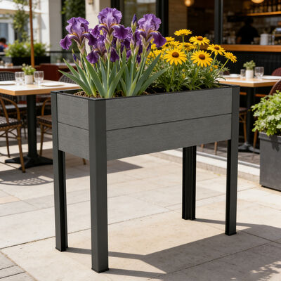 Podwyższona rabata ogrodowa z metalowymi nogami do ogrodu warzywnego na patio