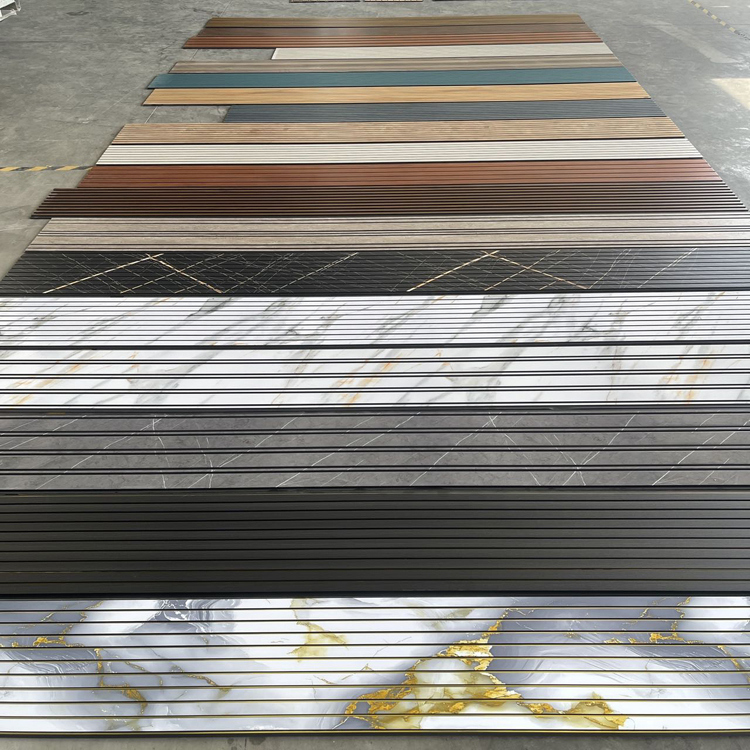 Łatwa instalacja panelu sufitowego PVC na ścianę Proste rozwiązanie z płyt ściennych Oszczędność czasu i pracy Niski koszt instalacji Panel ścienny