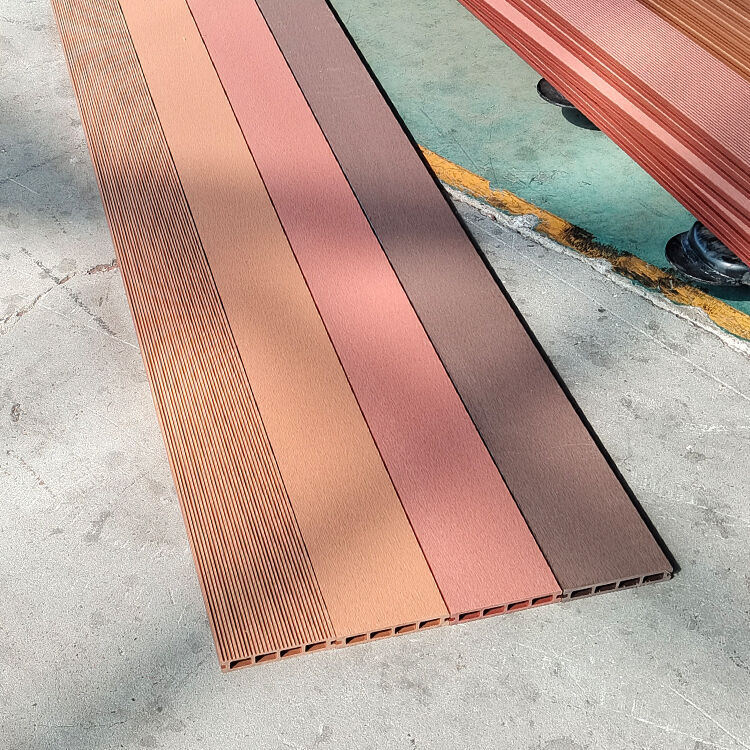 Panel ściany zewnętrznej WPC zewnętrzny kompozyt z drewna z tworzyw sztucznych z odpornością na warunki pogodowe i łatwą instalacją