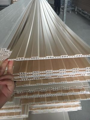 Ognioodporny PCV Dekoracyjny panel sufitowy Plastikowa okładzina ścienna do domowej łazienki