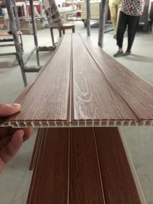 Dekoracyjne laminowane drewniane panele sufitowe z PCV 25 cm Plastikowy panel ścienny Wnętrze