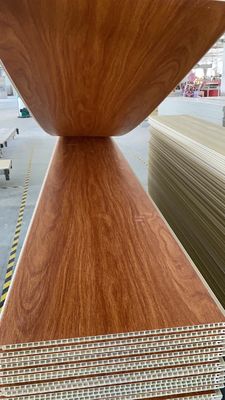 Dekoracyjne laminowane drewniane panele sufitowe z PCV 25 cm Plastikowy panel ścienny Wnętrze