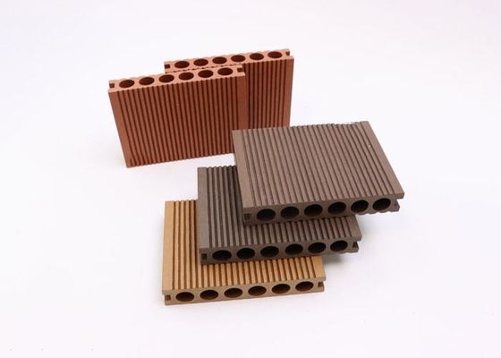 Odporna na pęknięcia plastikowa deska tarasowa WPC Deska tarasowa WPC 140x25x2900