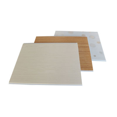 Plastikowy panel sufitowy z PCV Materiał konstrukcyjny Panel sufitowy Arkusz sufitowy z PCV