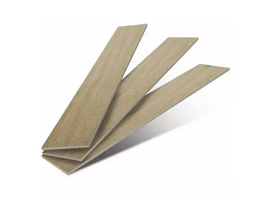 Blokujące kliknięcie Laminowane plastikowe podłogi PCV SPC Wodoodporność Odporność na zużycie