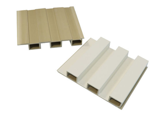 Panel ścienny Wpc o strukturze drewna Karbowany Dekoracyjny 160 * 24 * 2900 mm Wodoodporny