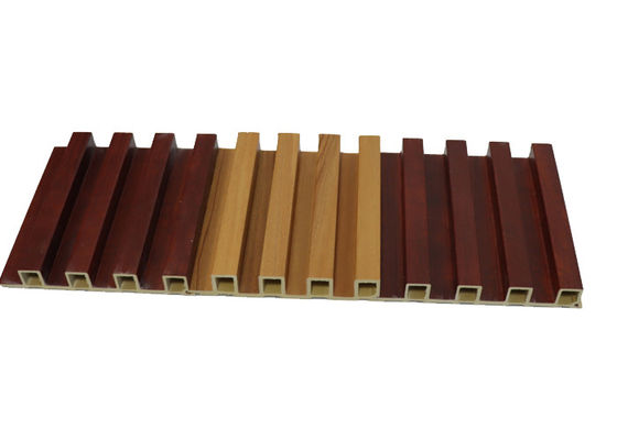 Panel ścienny Wood Grain Wpc 195 * 25 * 2900 mm Wodoodporny do dekoracji wnętrz