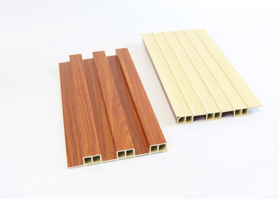 160 * 24 * 2900 mm Karbowany panel ścienny Wpc Drewniany kompozyt wodoodporny do dekoracji wnętrz