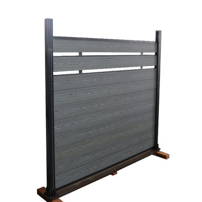 Łatwa instalacja Panele ogrodzeniowe Wpc 1,8 m * 1,8 m Co Extrusion Deski zewnętrzne