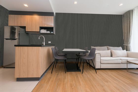21 * 600 * 2400 mm Dźwiękoszczelny panel akustyczny karbowany do dekoracji wnętrz