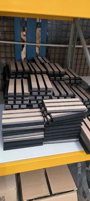 2400 mm samoprzylepne panele akustyczne z włókien poliestrowych do kina domowego