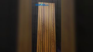 Panel ścienny z karbowanym PCV 6